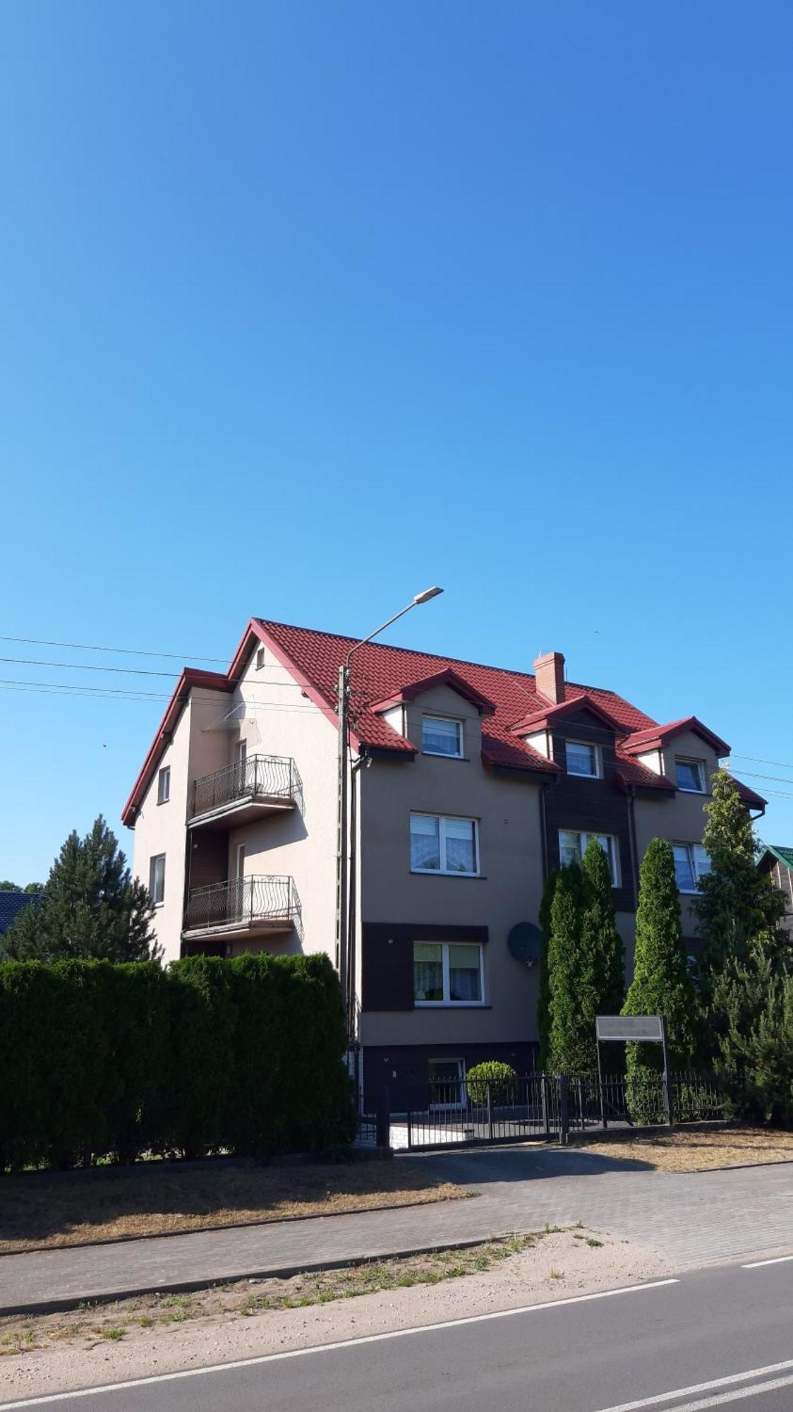 Agat, Parking, Plac Zabaw Проживання в сім'ї Karwienskie Bloto